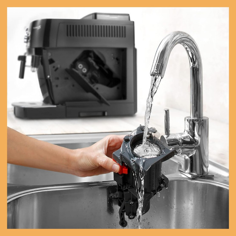 اسپرسوساز تمام اتومات برند: دلونگی(De'Longhi) مدل: ECAM12.122.B